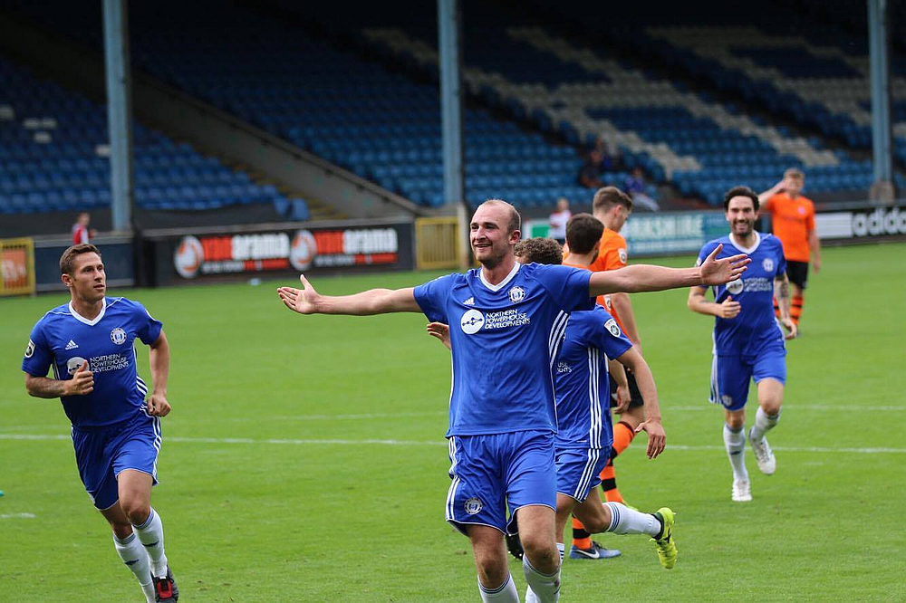 Denton Is Reds First Signing image