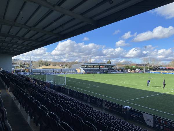 Bromley: Traveller’s Tales image